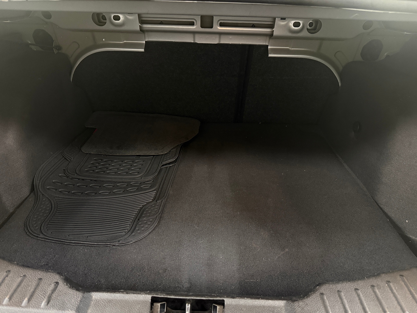 Thumbnail: 2018 Ford Focus - 7