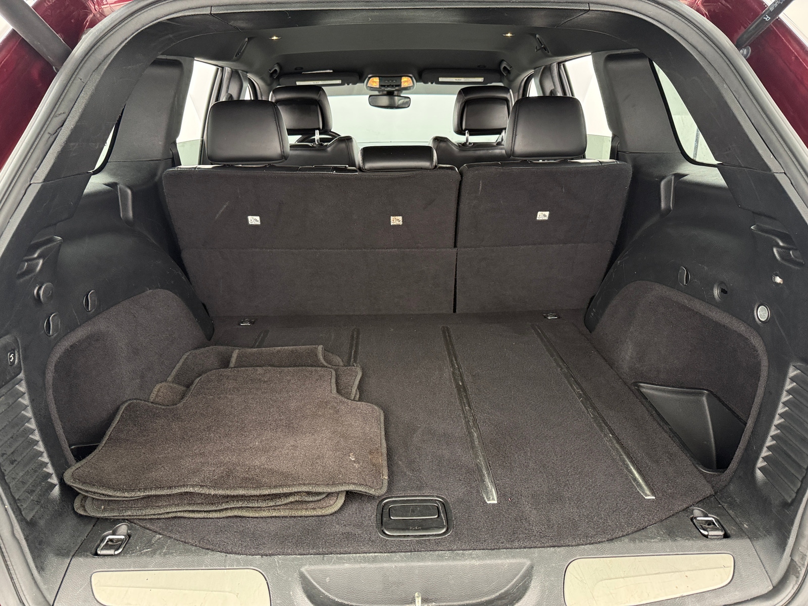 Thumbnail: 2017 Jeep Grand Cherokee - 6