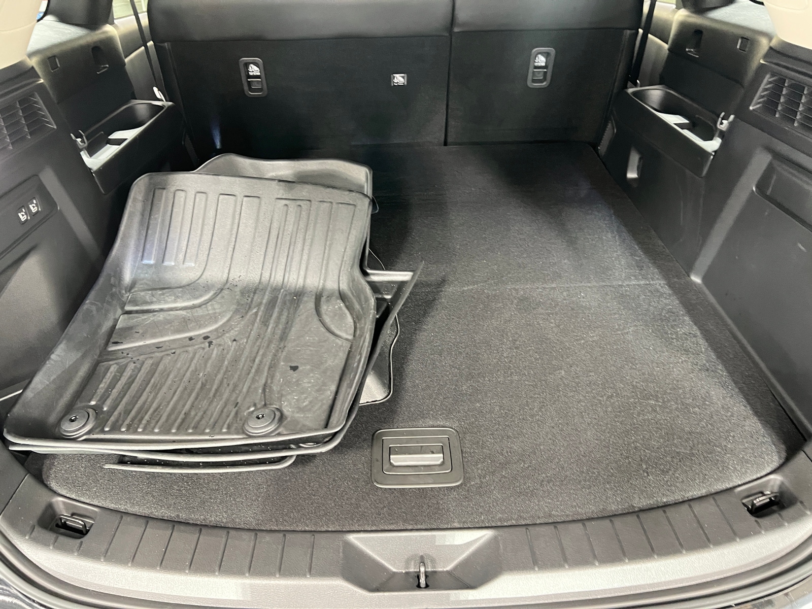 Thumbnail: 2025 Mazda CX-70 - 7