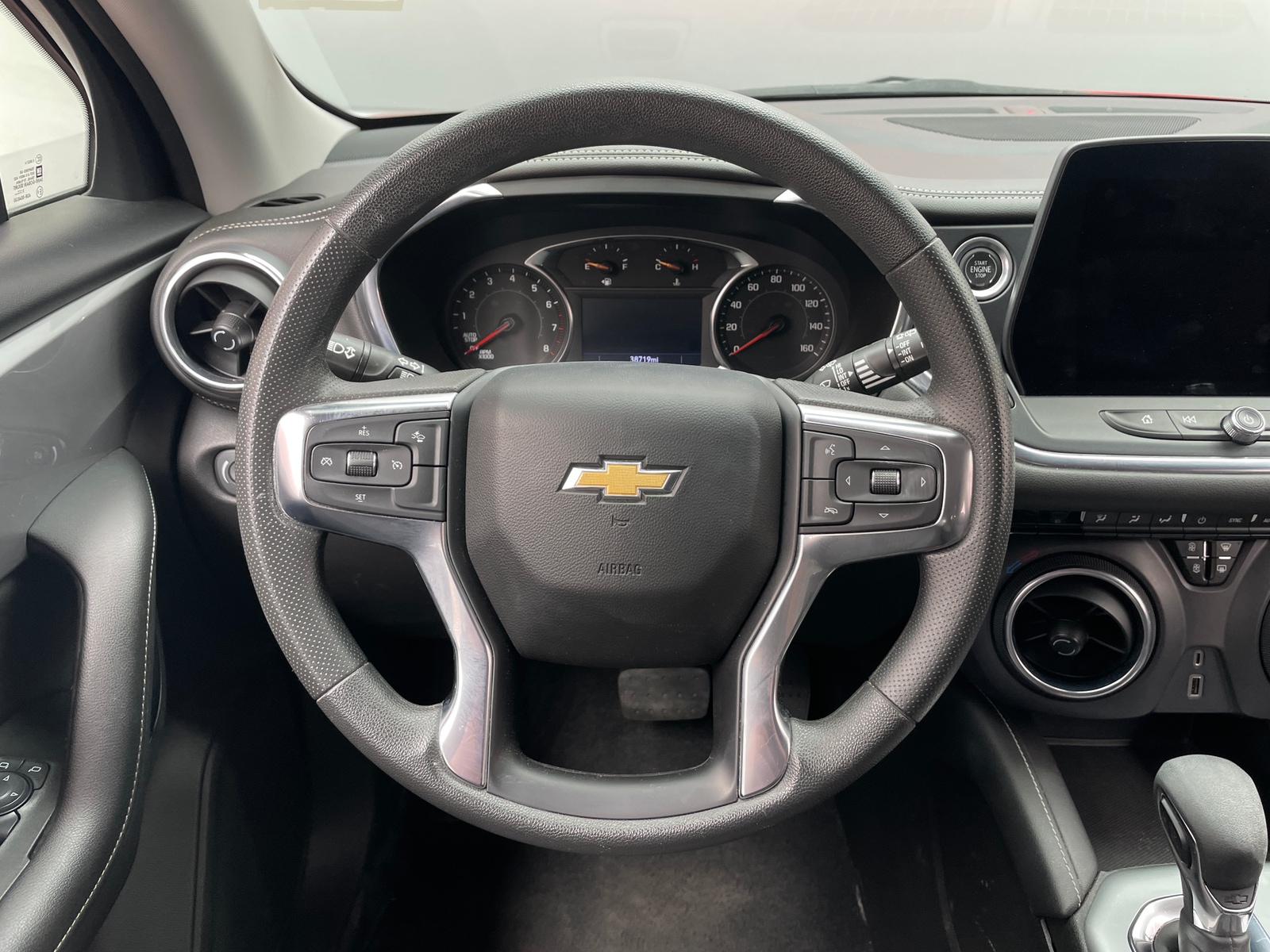 Thumbnail: 2023 Chevrolet Blazer - 5