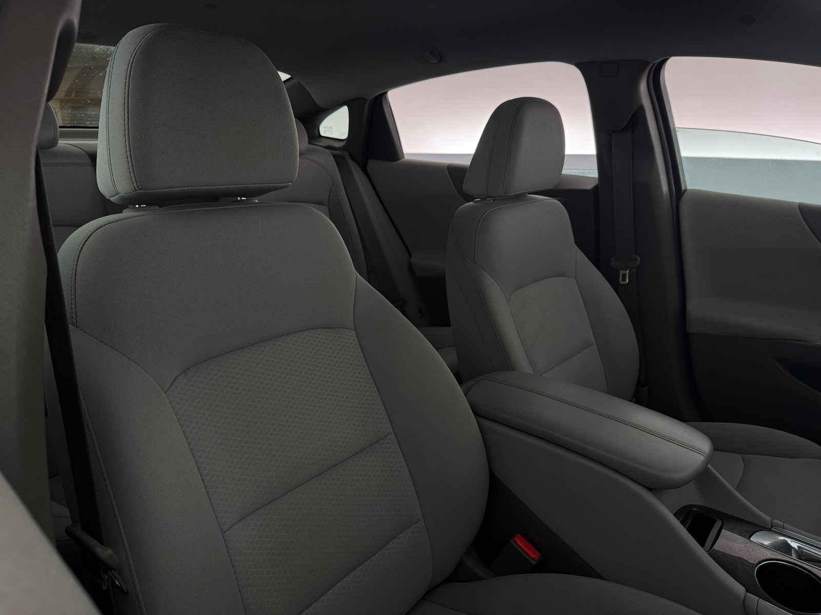 Thumbnail: 2017 Chevrolet Malibu - 2