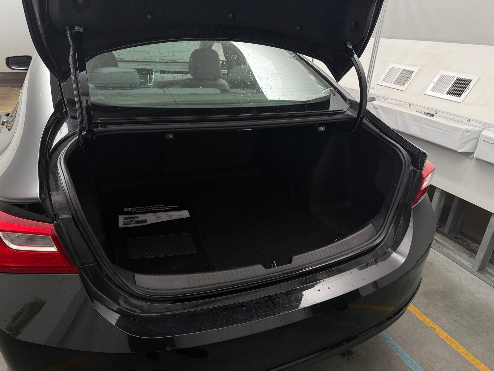 Thumbnail: 2017 Chevrolet Malibu - 7