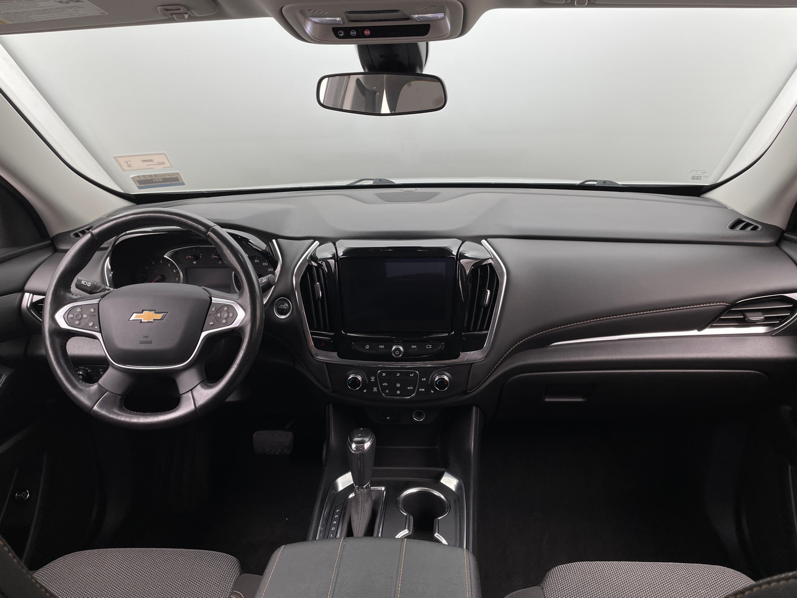 Thumbnail: 2020 Chevrolet Traverse - 3