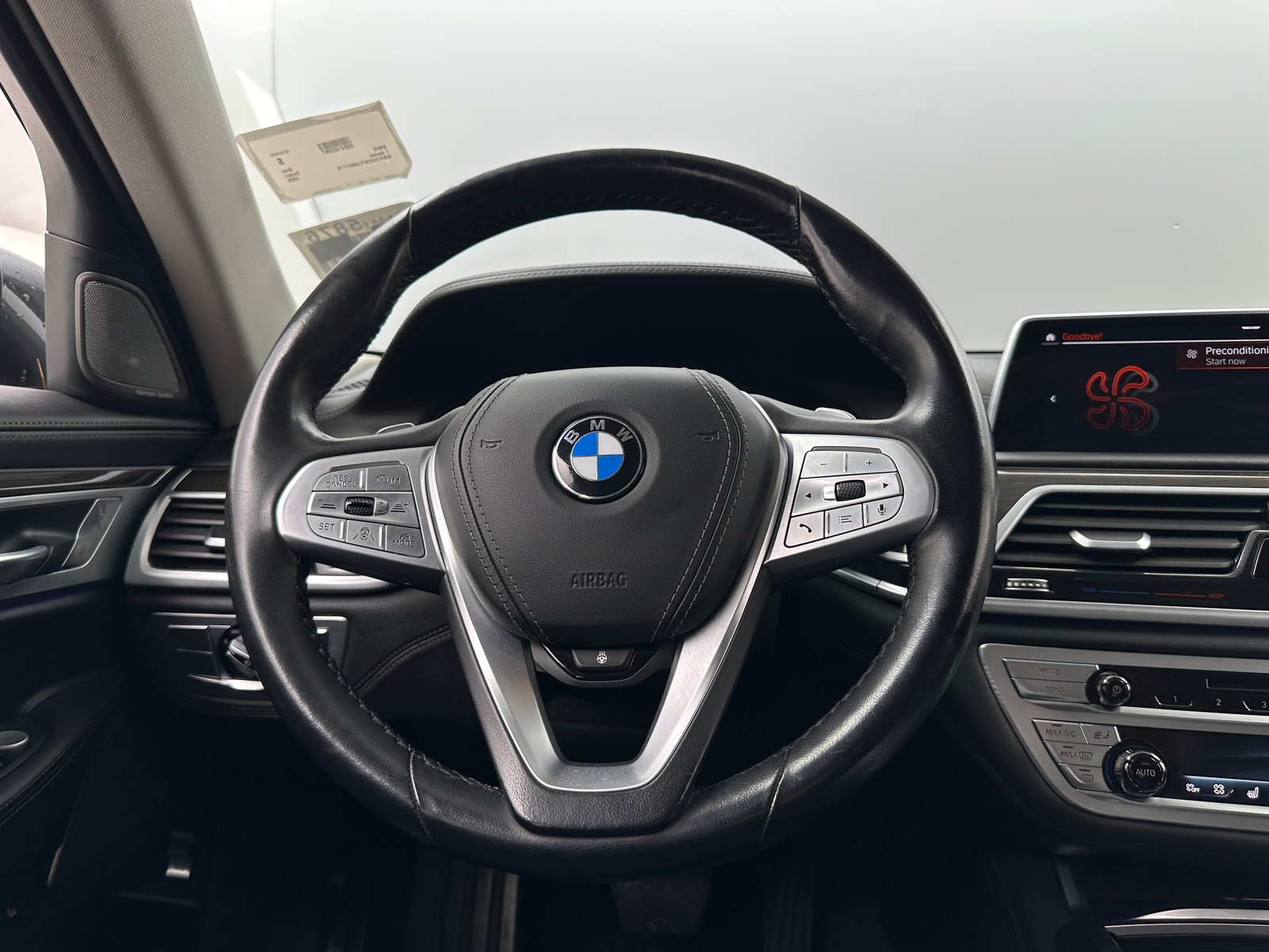 Thumbnail: 2020 BMW 7 Series - 4