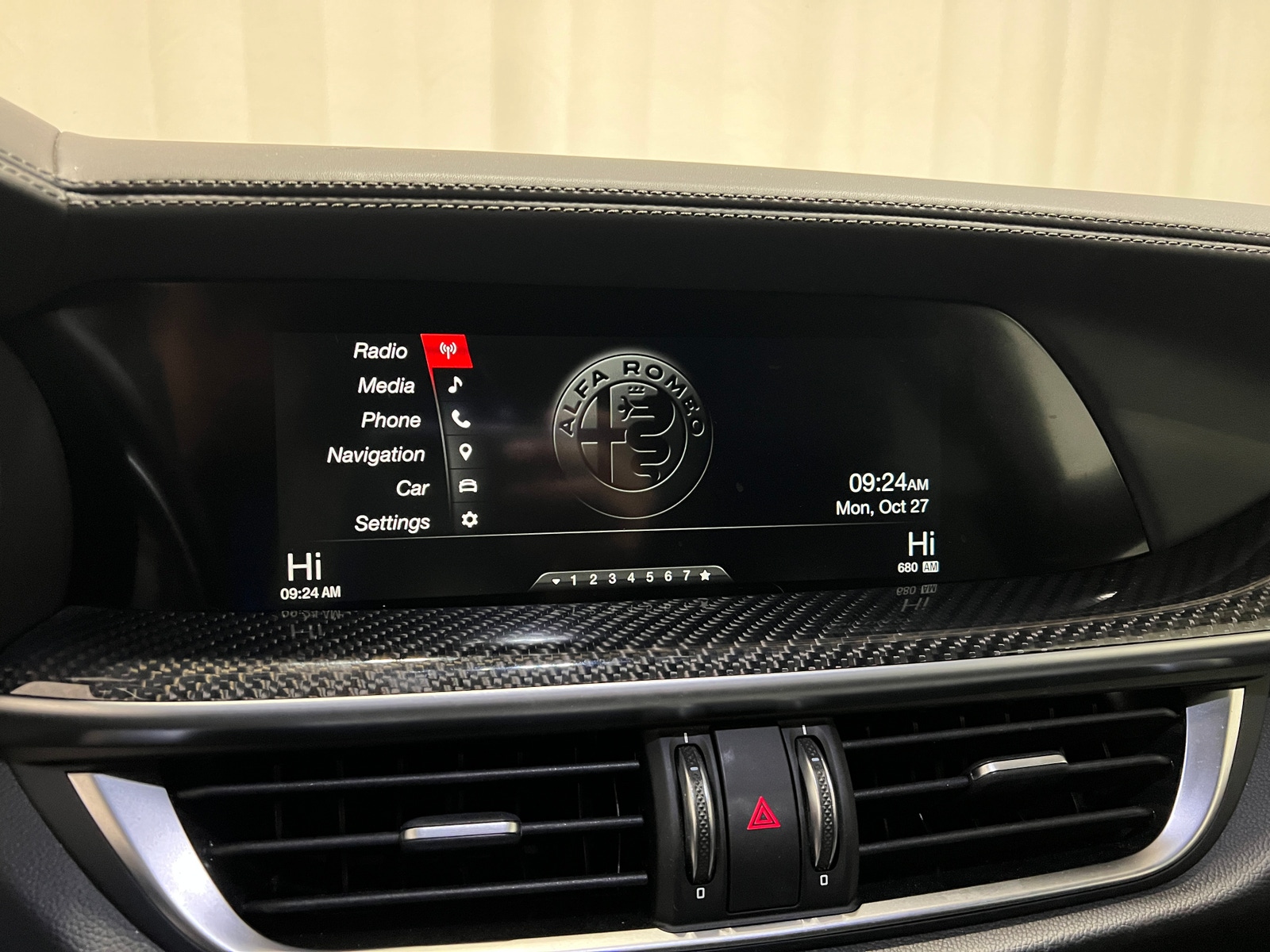 Thumbnail: 2018 Alfa Romeo Stelvio - 3