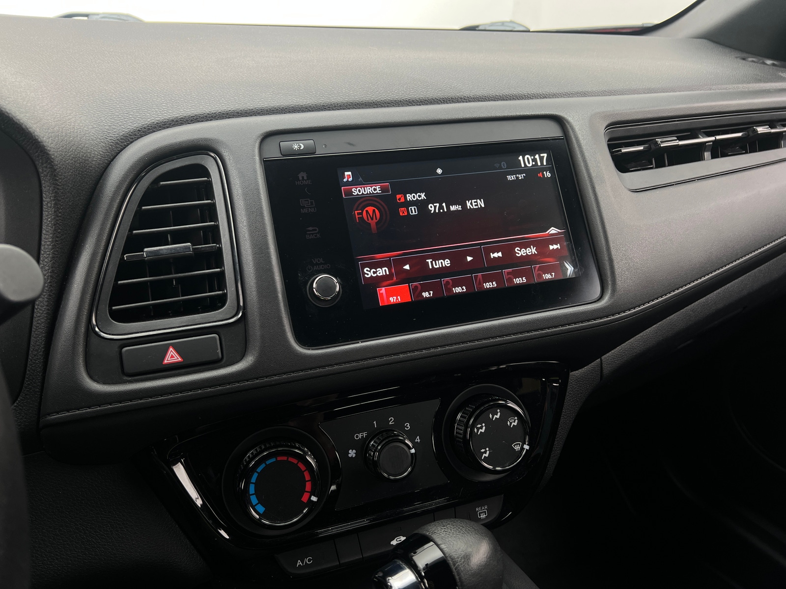 Thumbnail: 2019 Honda HR-V - 4