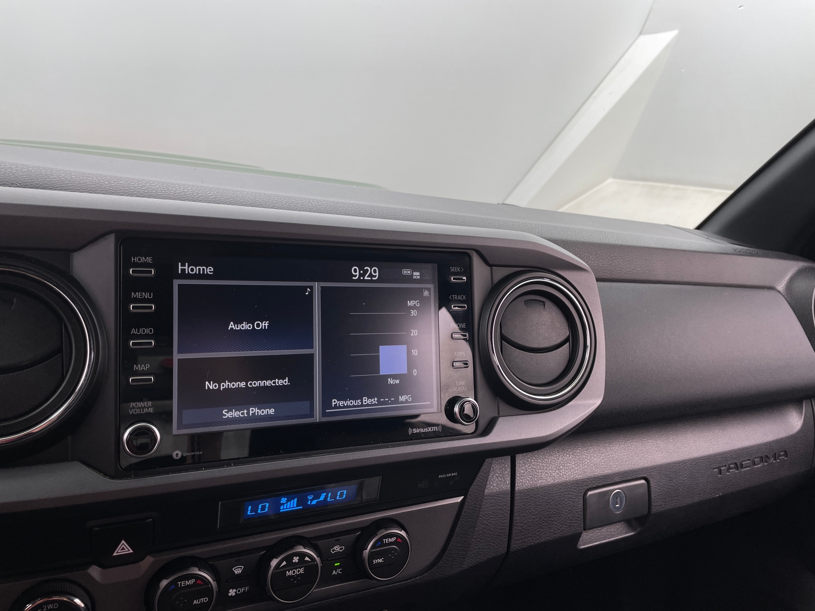 Thumbnail: 2021 Toyota Tacoma - 4