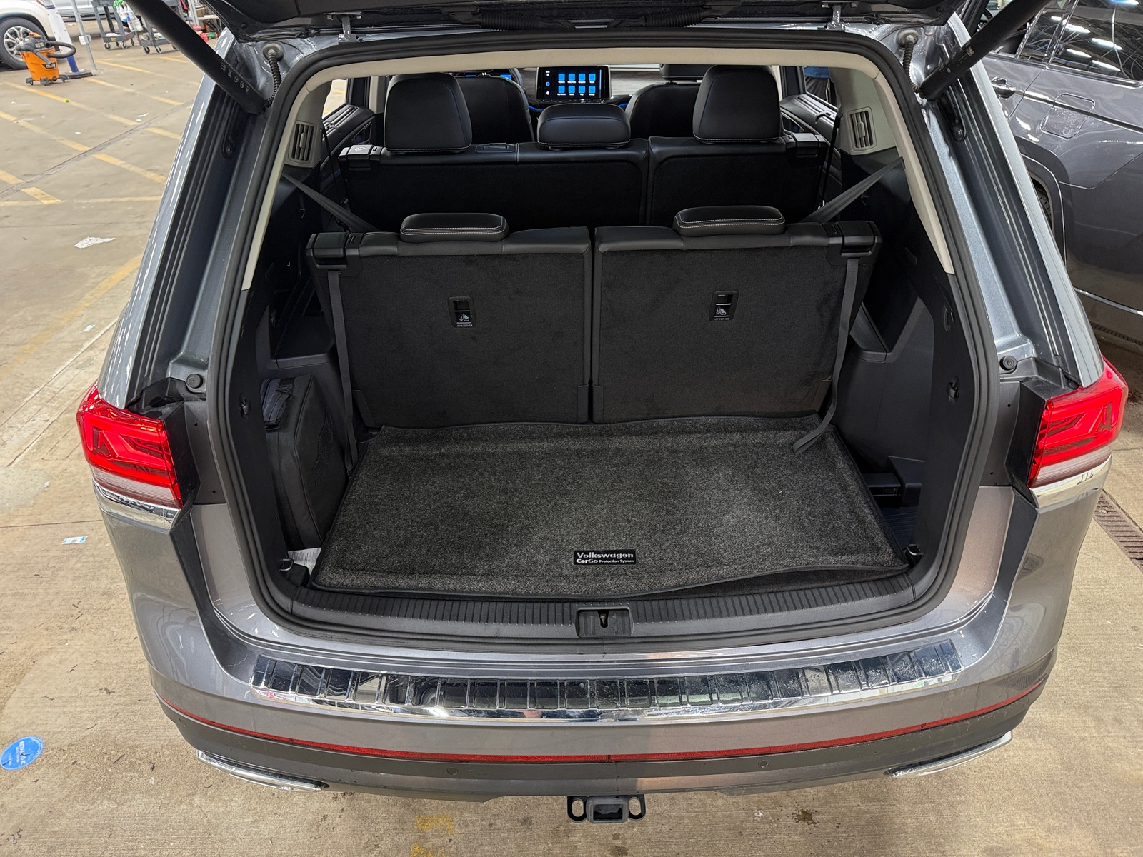 Thumbnail: 2024 Volkswagen Atlas - 6