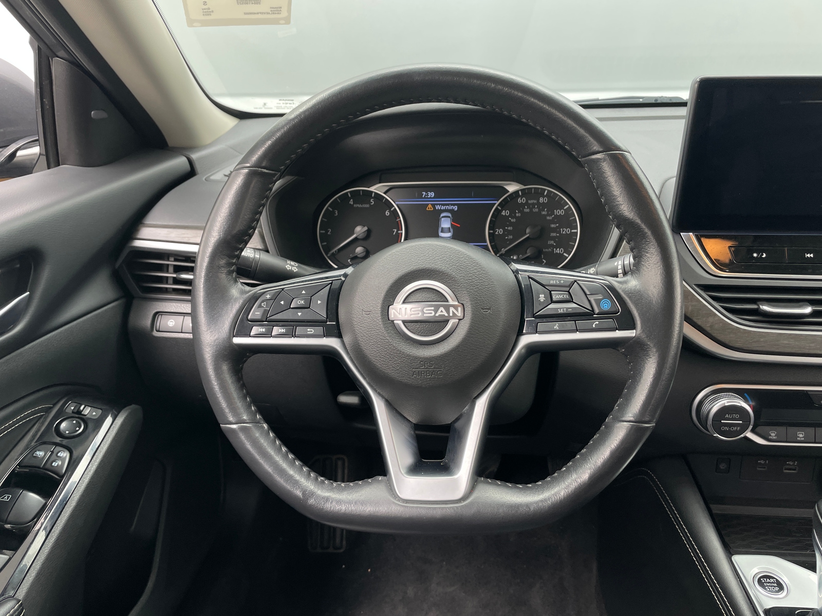 Thumbnail: 2023 Nissan Altima - 4