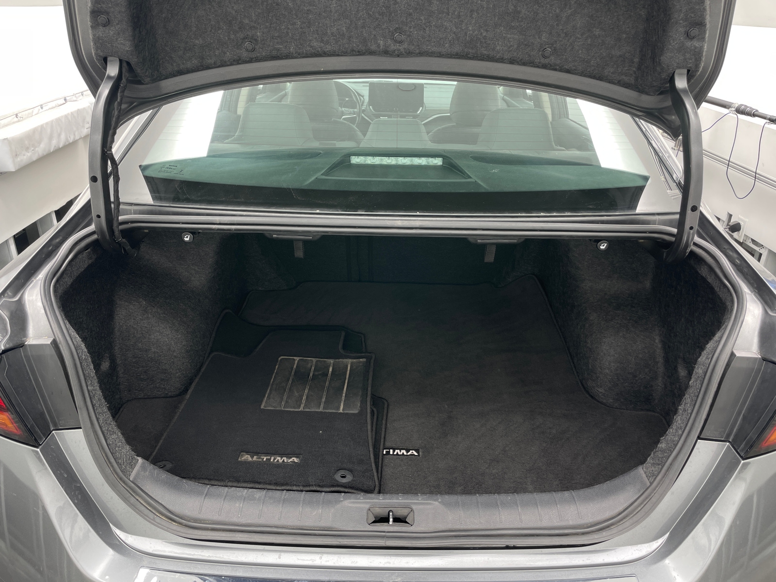 Thumbnail: 2023 Nissan Altima - 6