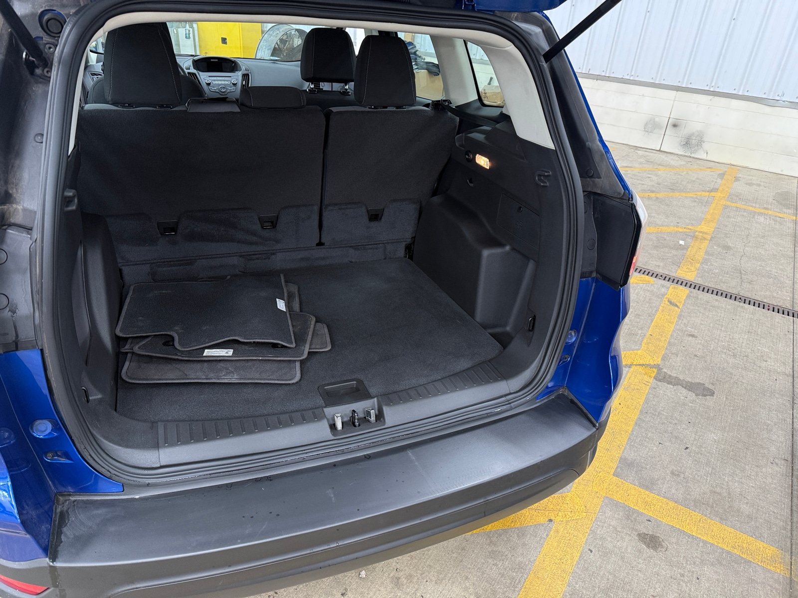 Thumbnail: 2017 Ford Escape - 7