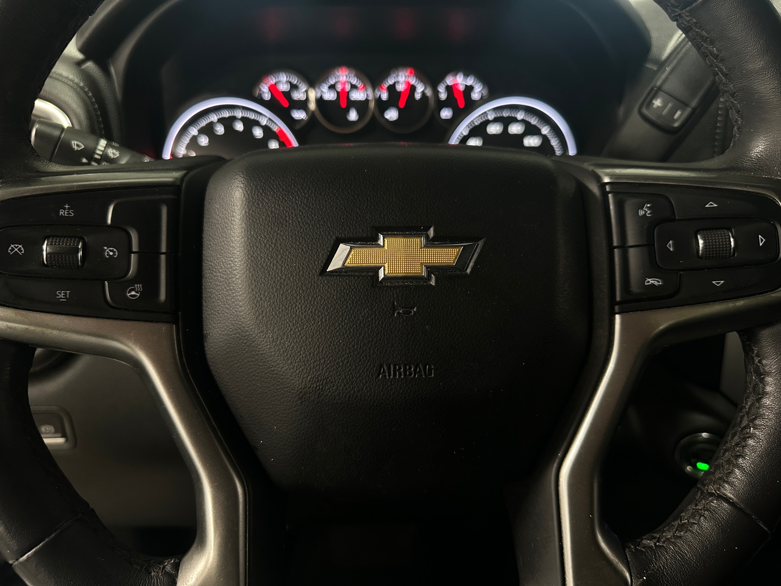 Thumbnail: 2021 Chevrolet Silverado 1500 - 5