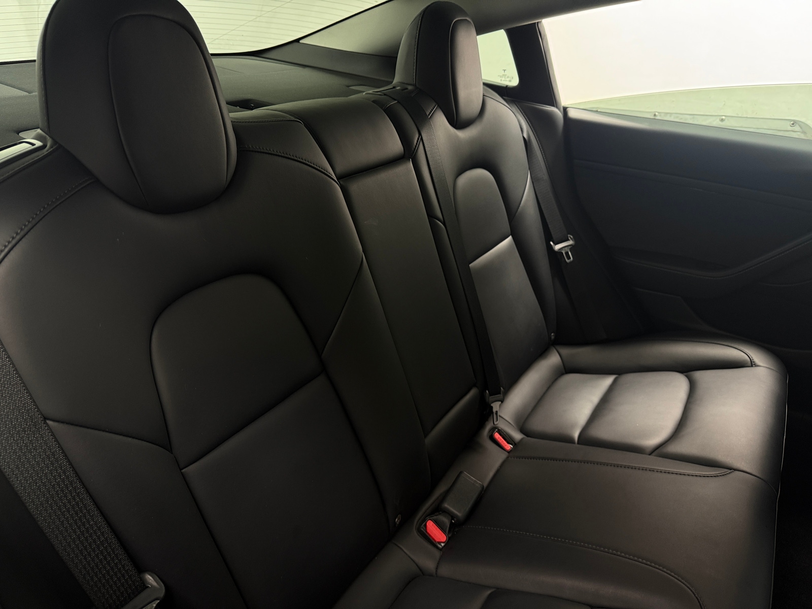 Thumbnail: 2022 Tesla Model 3 - 5