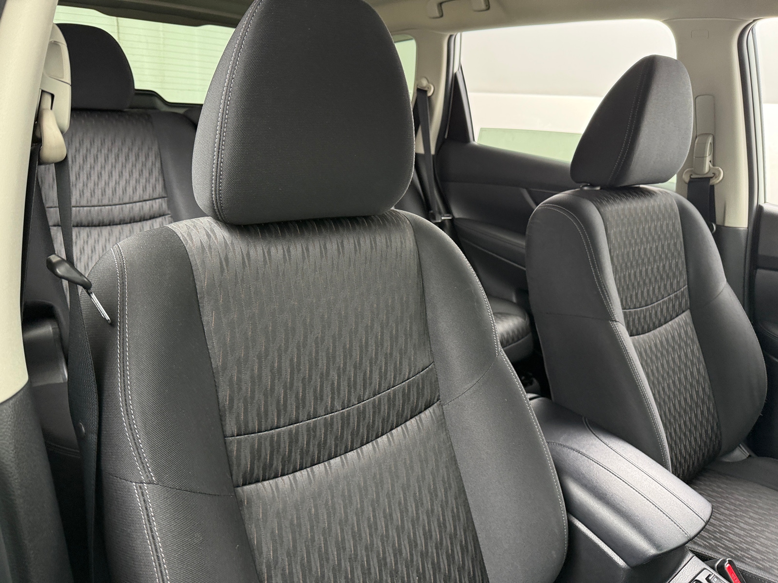 Thumbnail: 2018 Nissan Rogue - 2