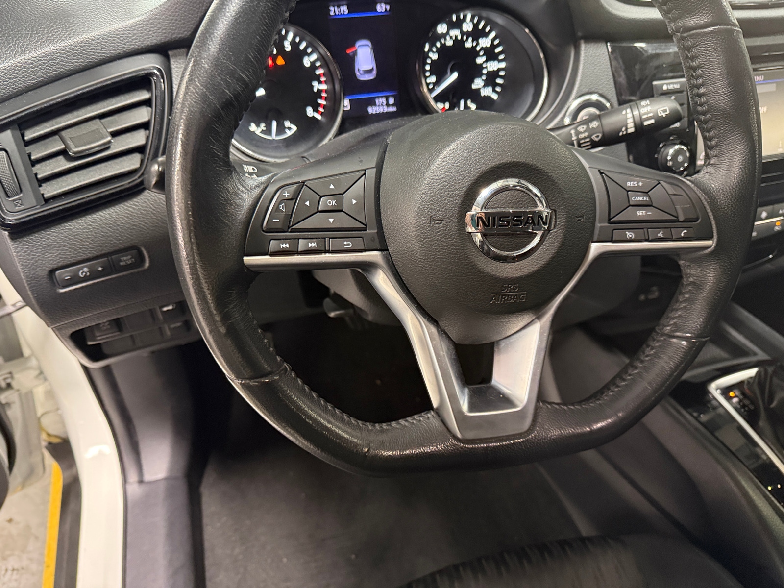 Thumbnail: 2018 Nissan Rogue - 5