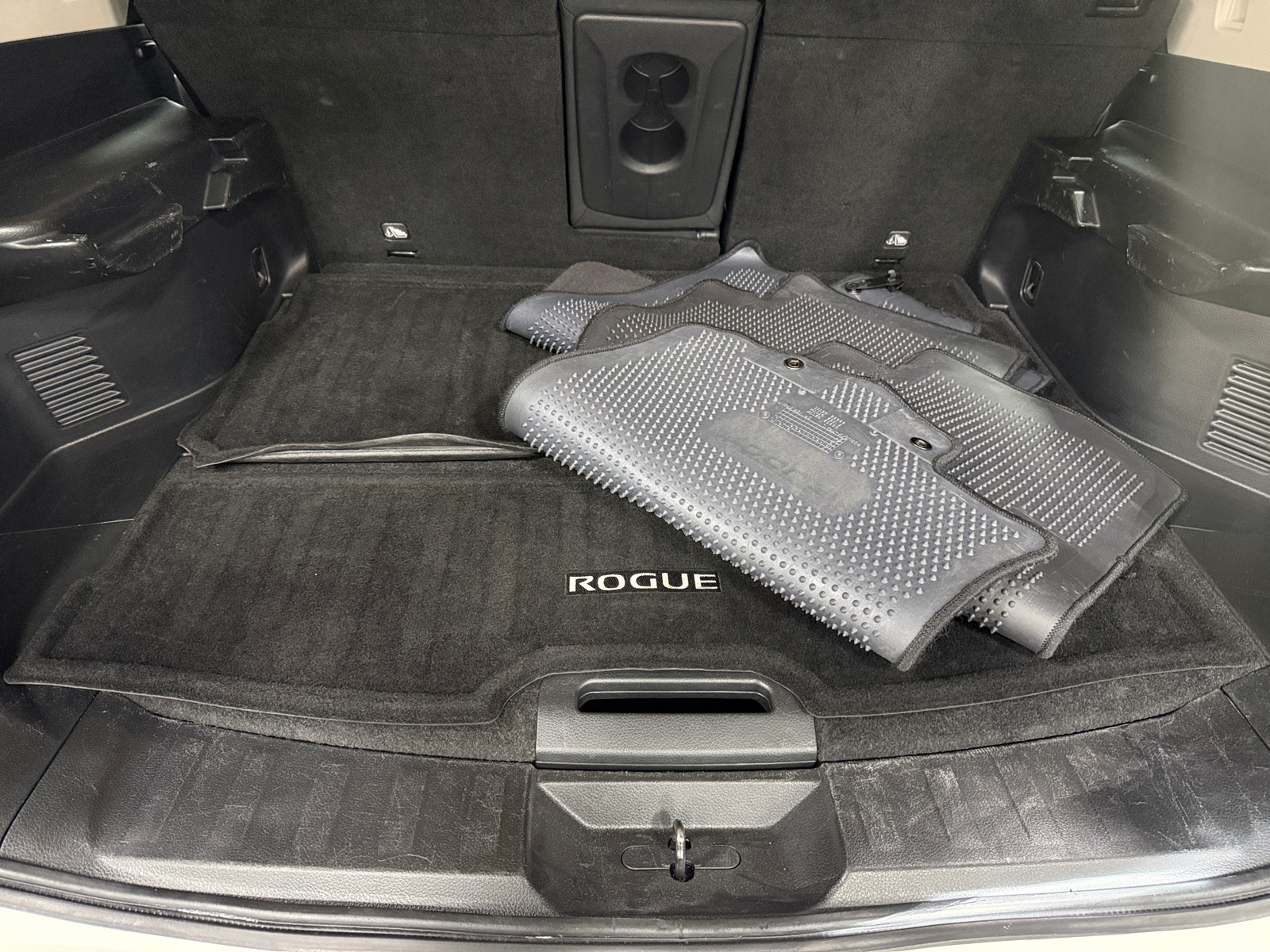 Thumbnail: 2018 Nissan Rogue - 7