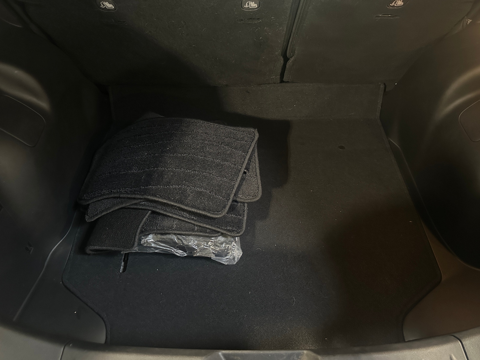 Thumbnail: 2023 Nissan Leaf - 7