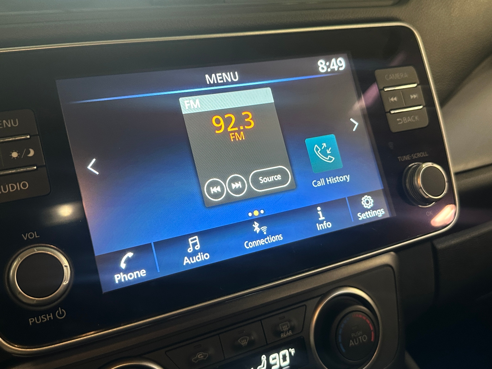 Thumbnail: 2023 Nissan Leaf - 4