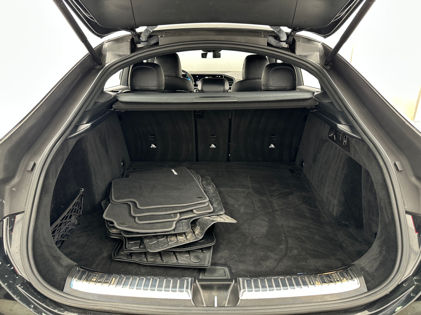 Thumbnail: 2023 Mercedes-Benz GLE - 6