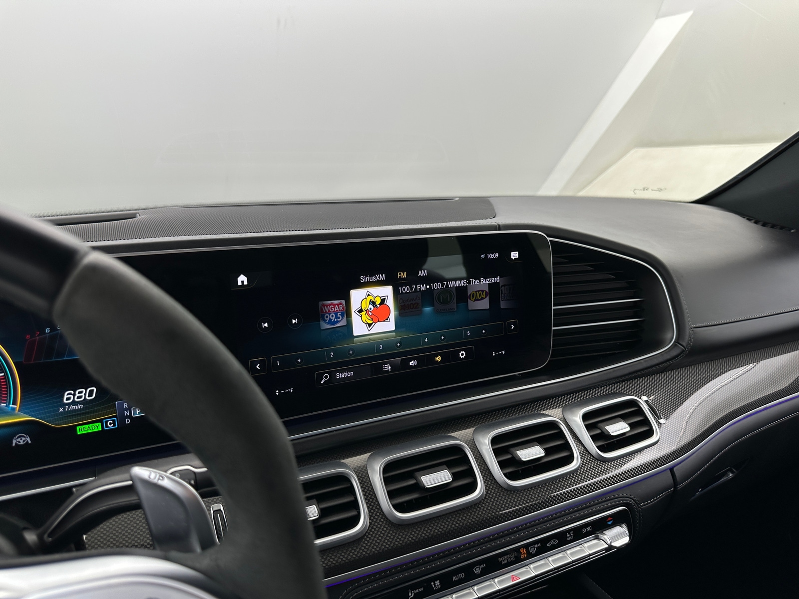 Thumbnail: 2023 Mercedes-Benz GLE - 3