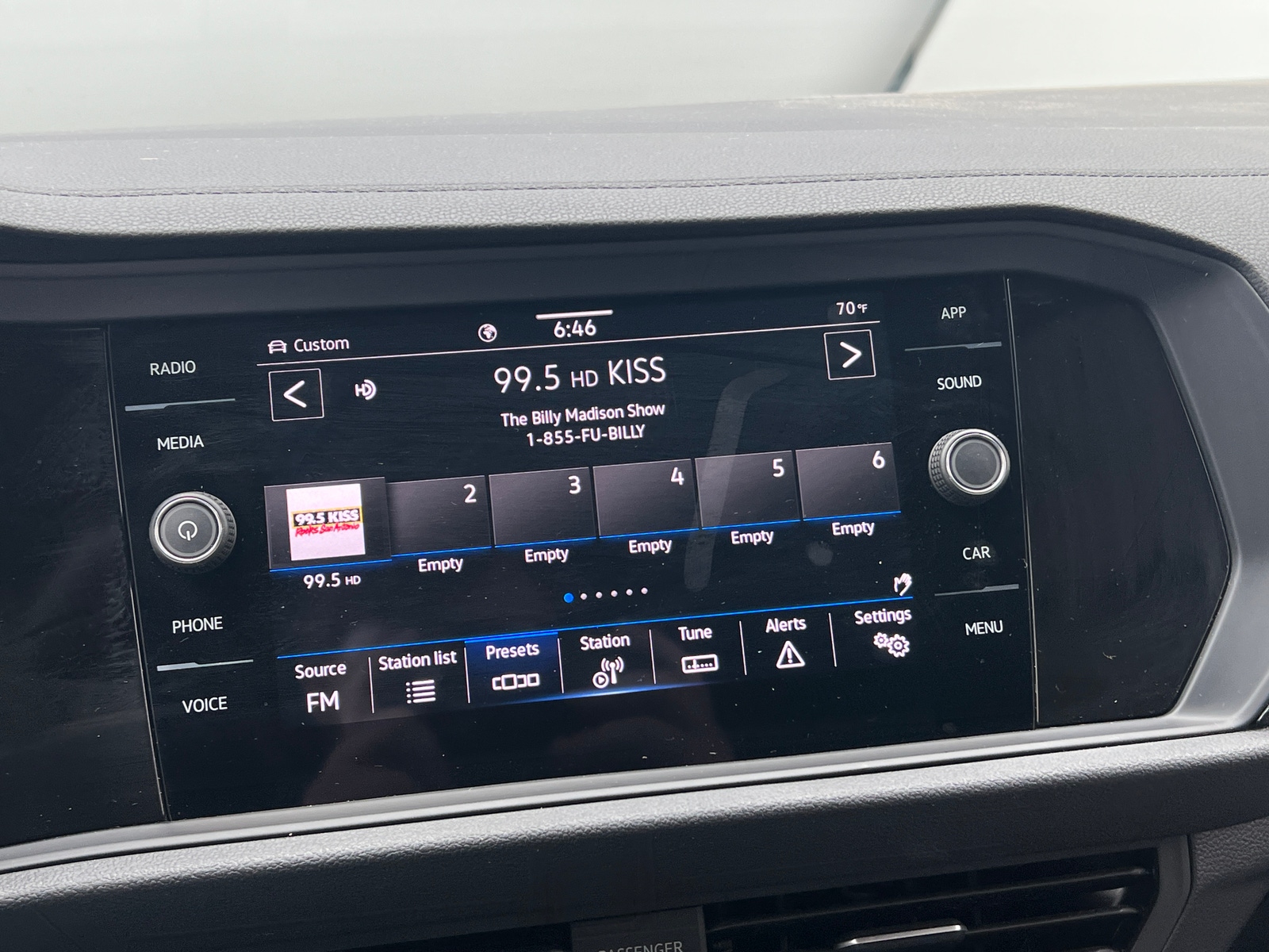 Thumbnail: 2024 Volkswagen Jetta - 4