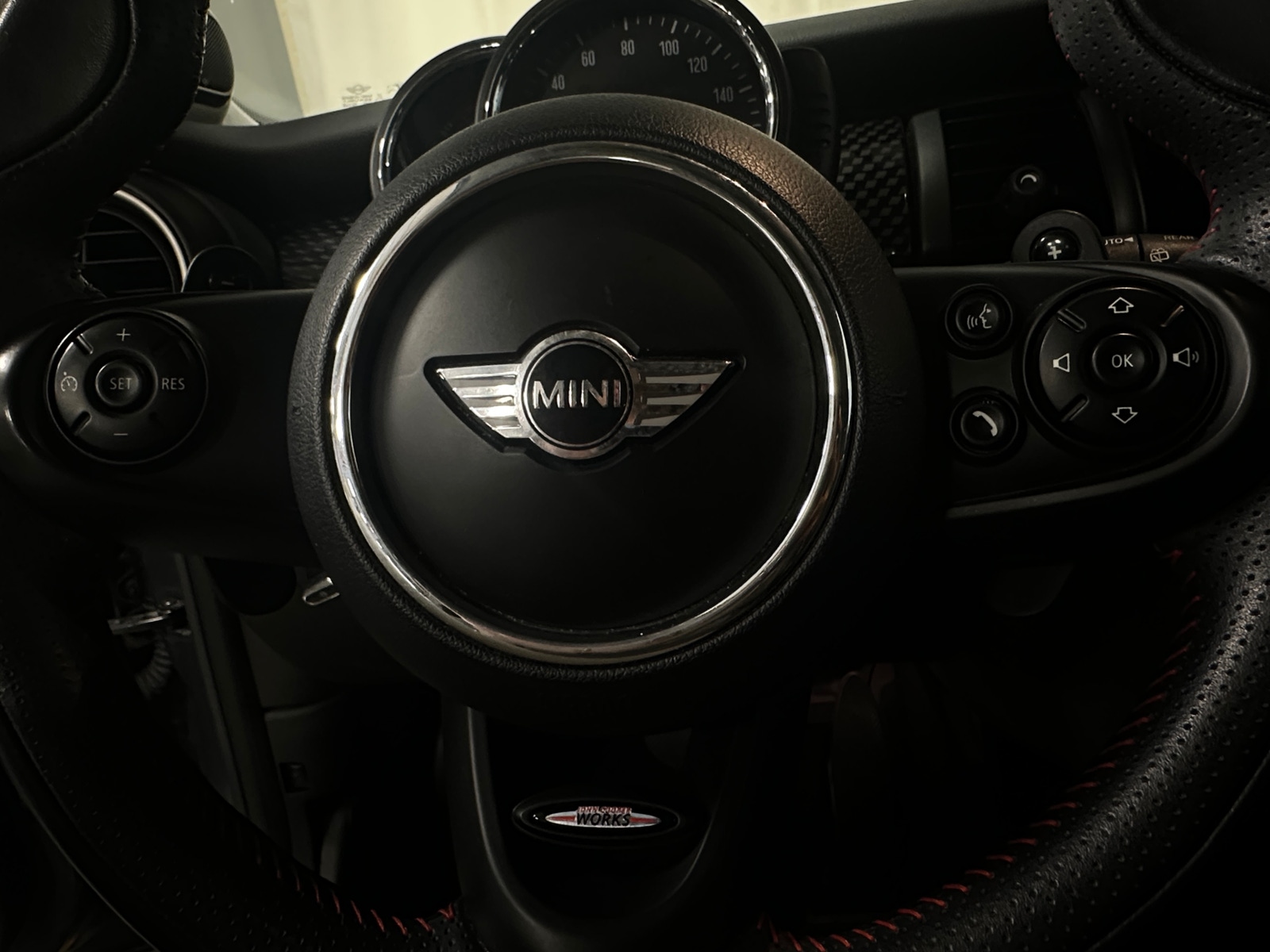 Thumbnail: 2015 MINI Cooper Hardtop - 4