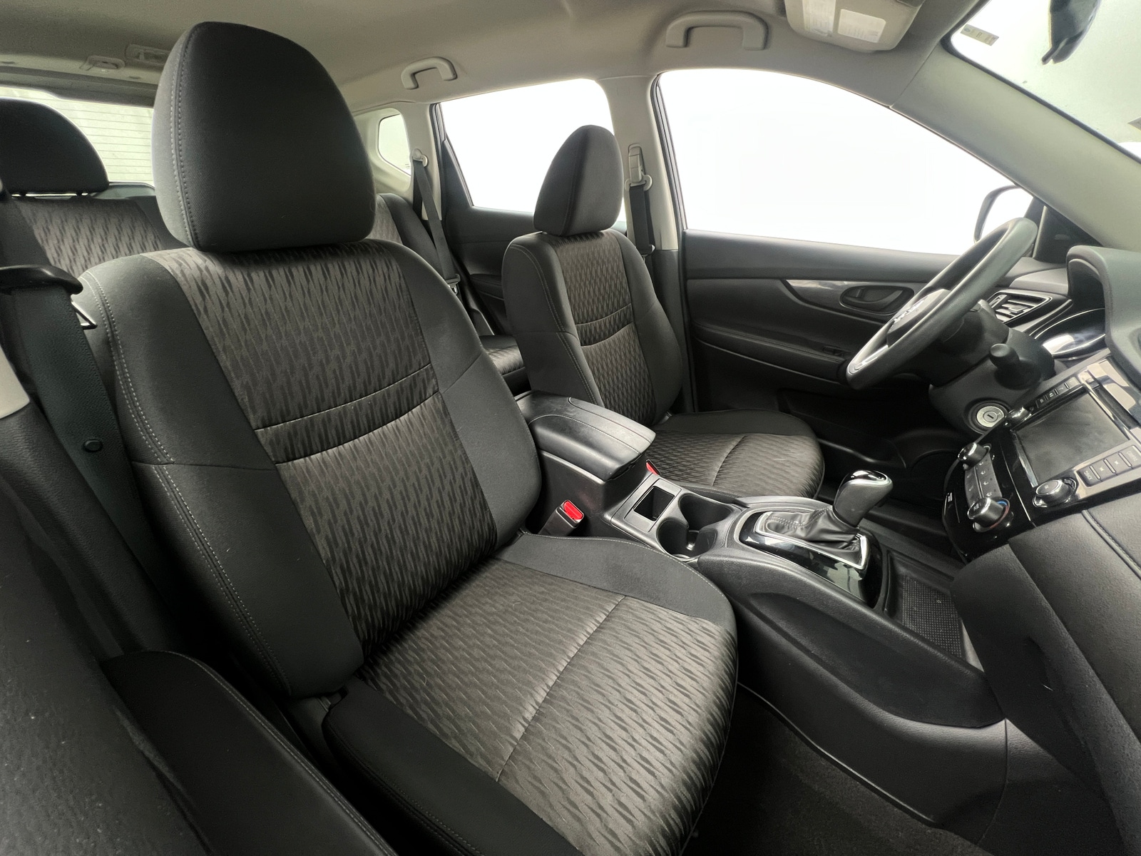 Thumbnail: 2020 Nissan Rogue - 2