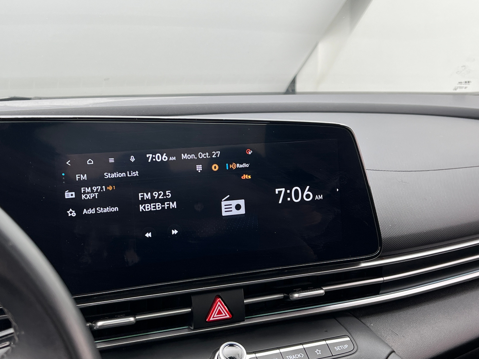 Thumbnail: 2024 Hyundai Elantra - 3