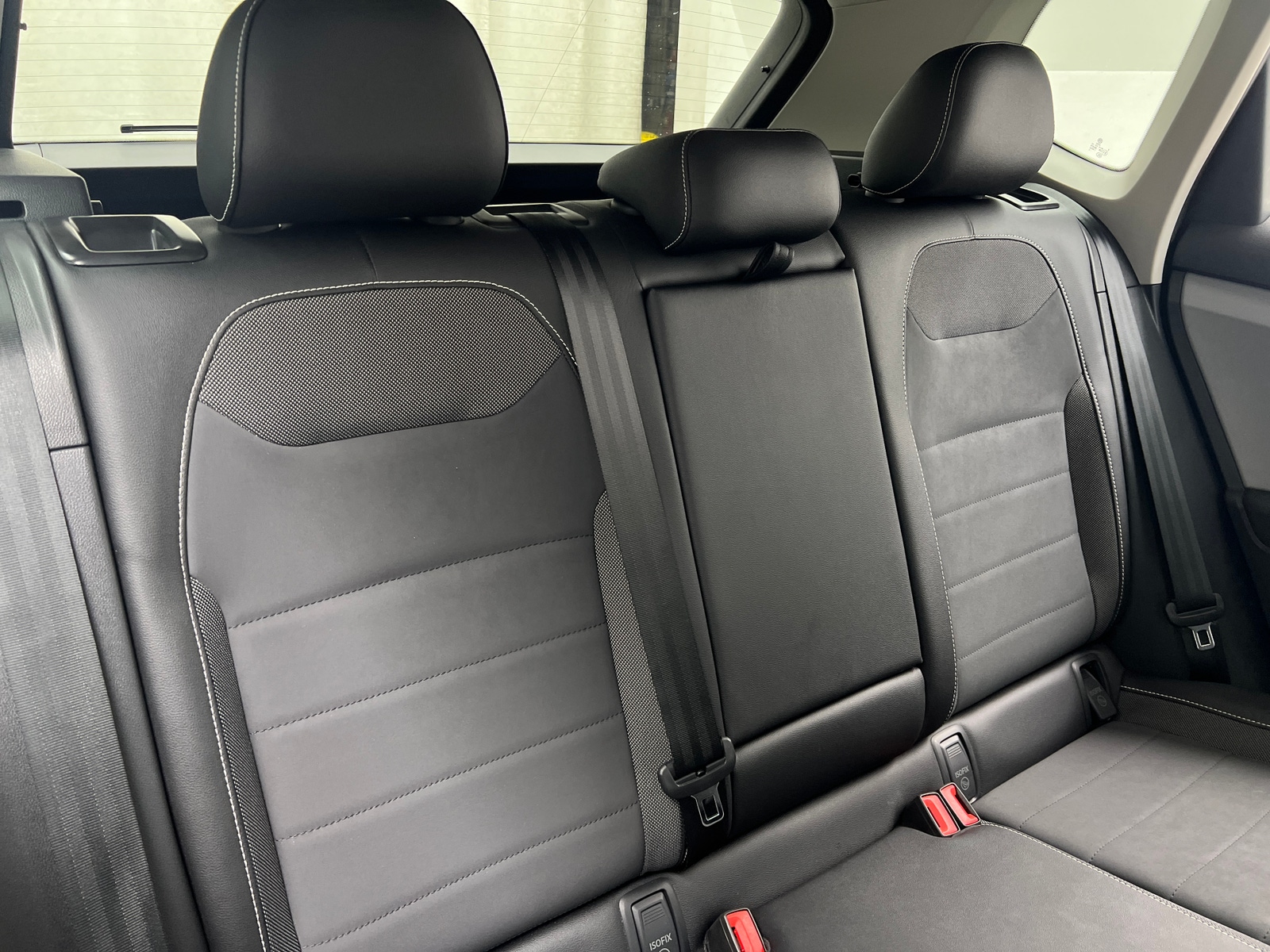 Thumbnail: 2022 Volkswagen Taos - 6