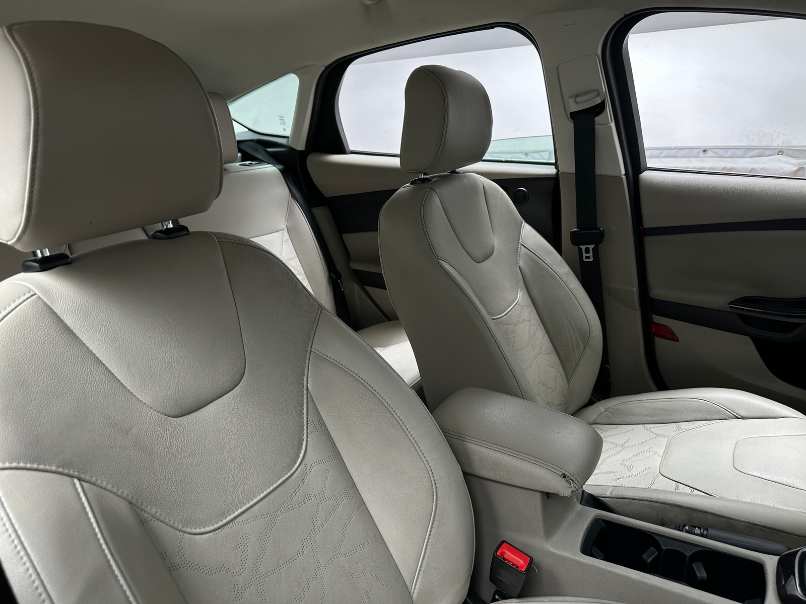 Thumbnail: 2018 Ford Focus - 2