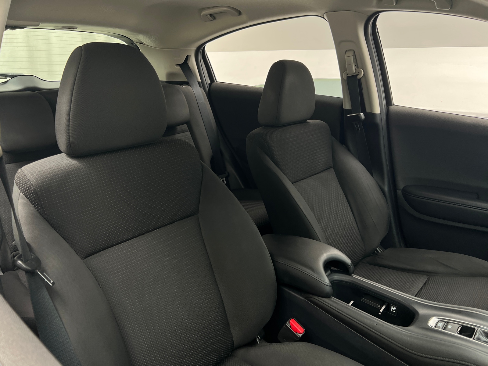 Thumbnail: 2019 Honda HR-V - 2