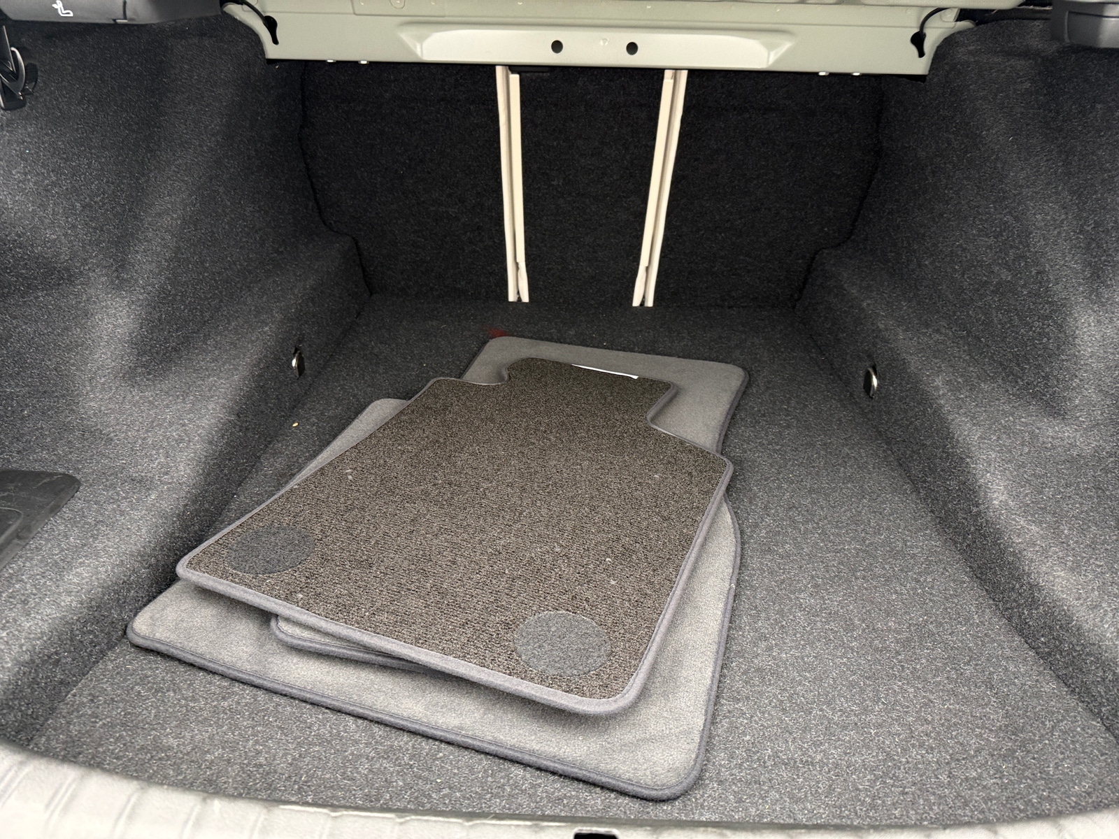 Thumbnail: 2018 BMW 5 Series - 6