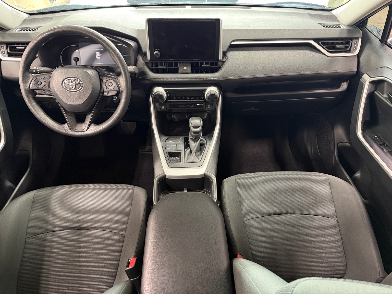 Thumbnail: 2024 Toyota RAV4 - 3