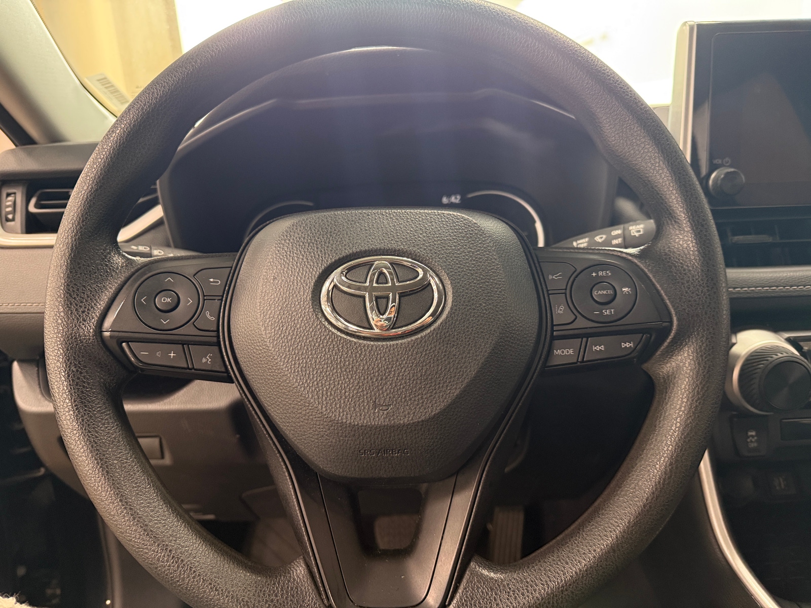 Thumbnail: 2024 Toyota RAV4 - 5