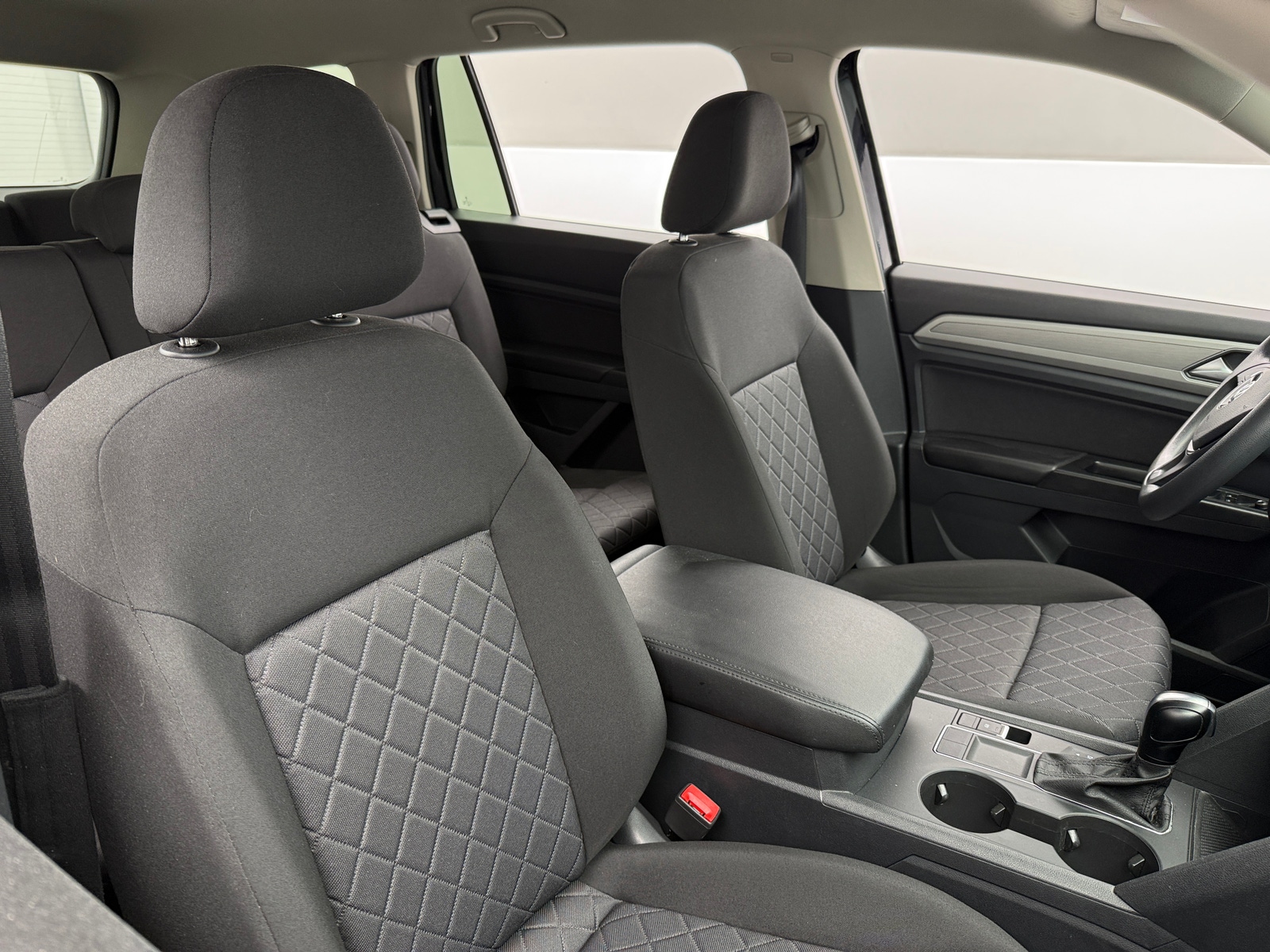 Thumbnail: 2018 Volkswagen Atlas - 2