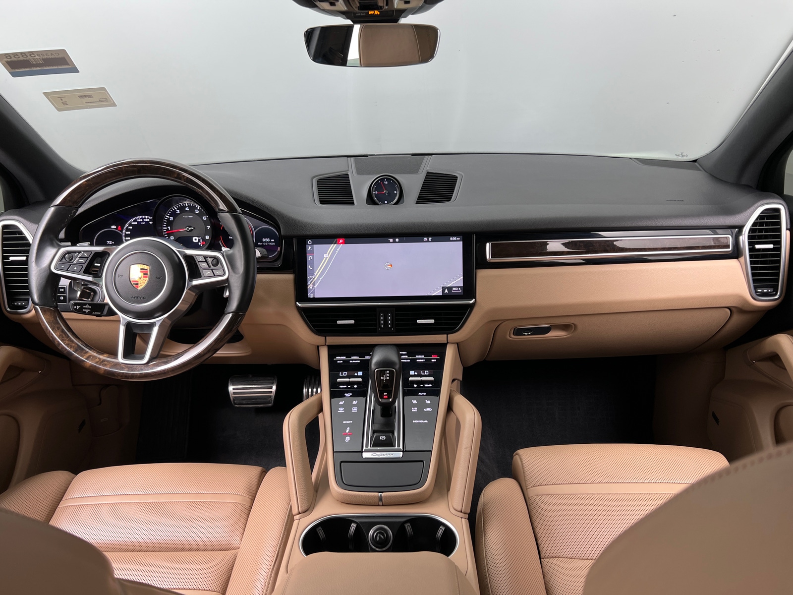 Thumbnail: 2019 Porsche Cayenne - 2