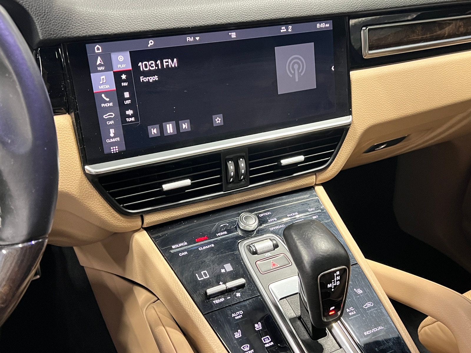 Thumbnail: 2019 Porsche Cayenne - 3