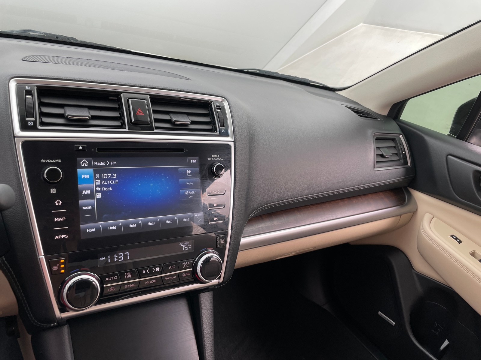 Thumbnail: 2018 Subaru Outback - 3