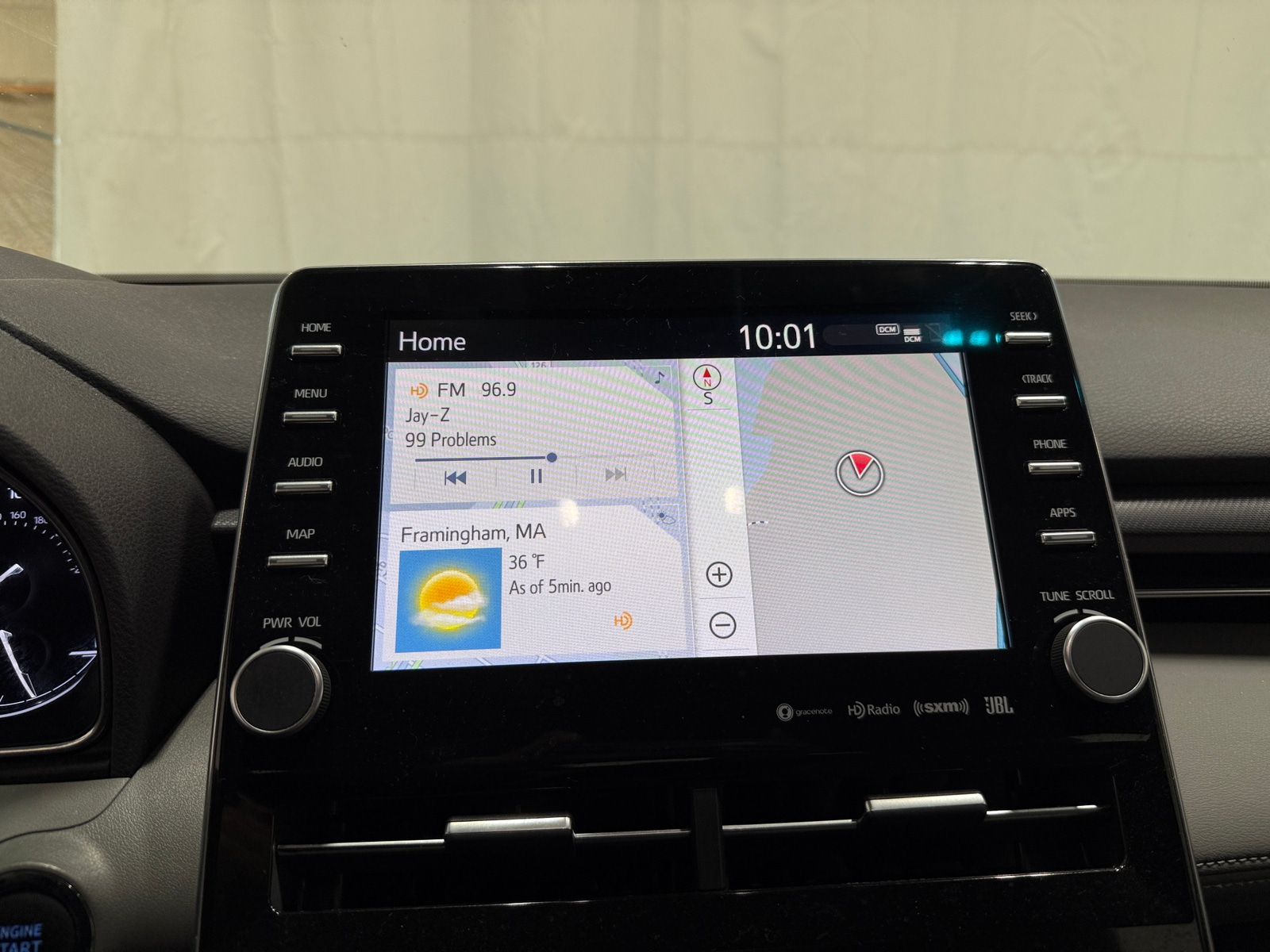 Thumbnail: 2019 Toyota Avalon - 3