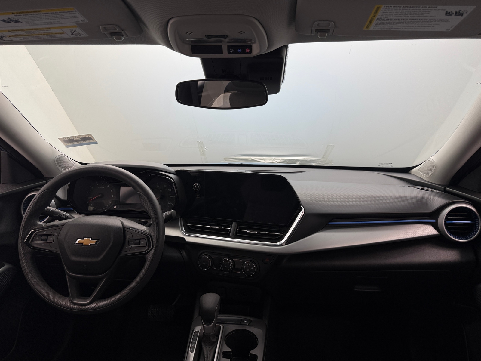 Thumbnail: 2025 Chevrolet Trax - 3