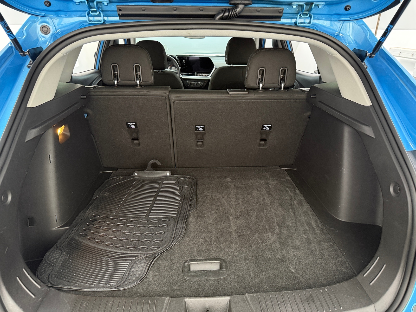 Thumbnail: 2025 Chevrolet Trax - 7