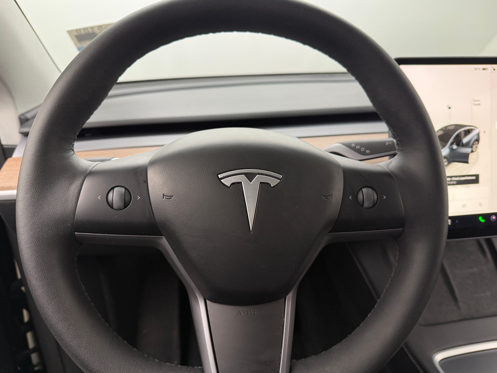 Thumbnail: 2024 Tesla Model Y - 4