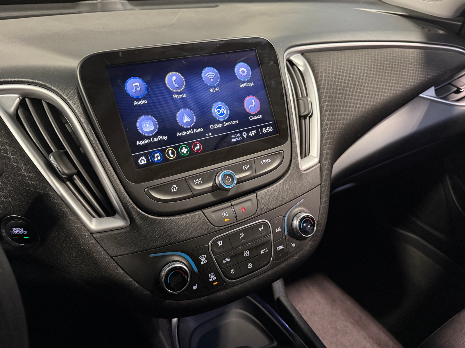 Thumbnail: 2024 Chevrolet Malibu - 4