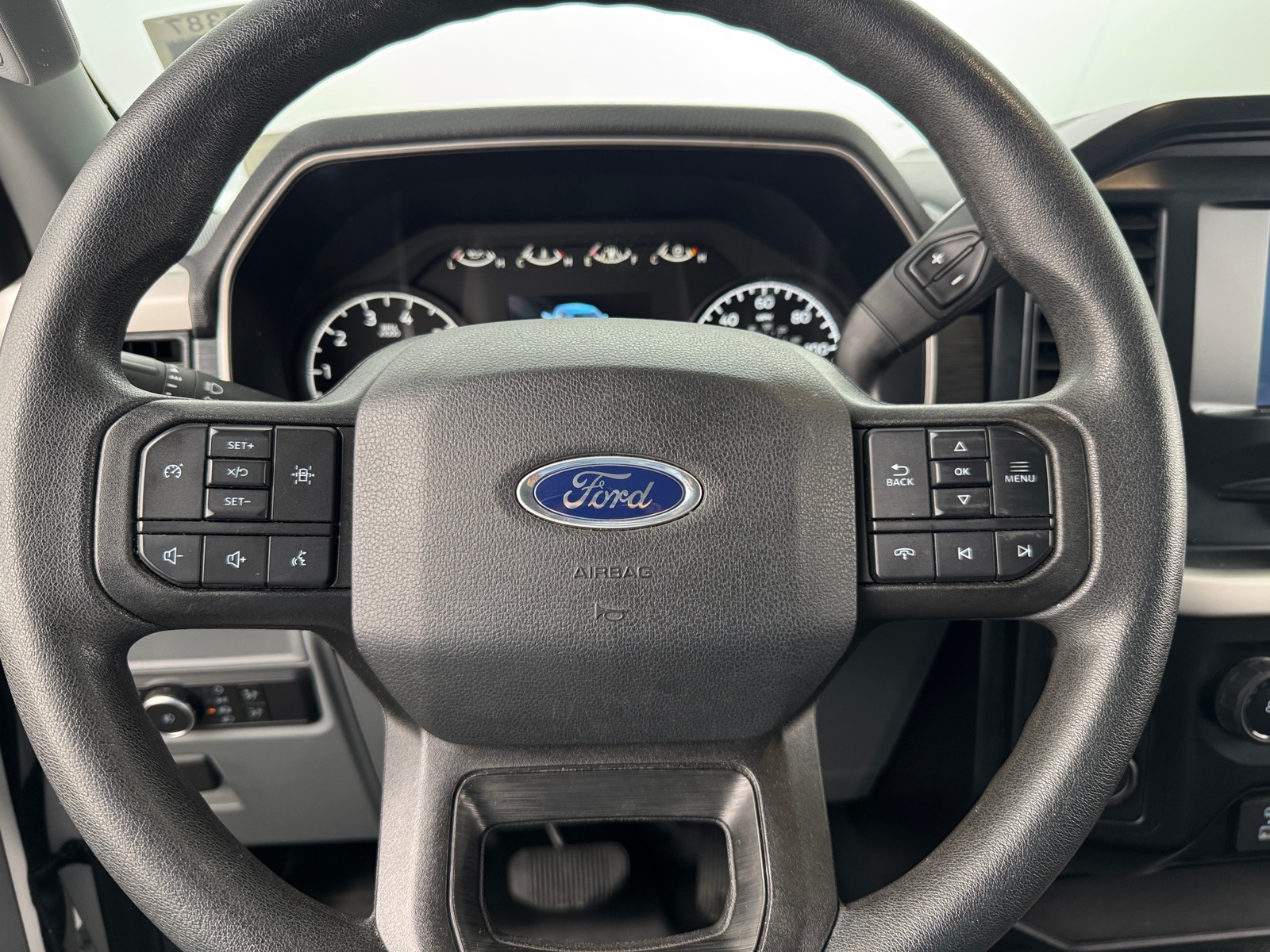 Thumbnail: 2021 Ford Econoline - 4