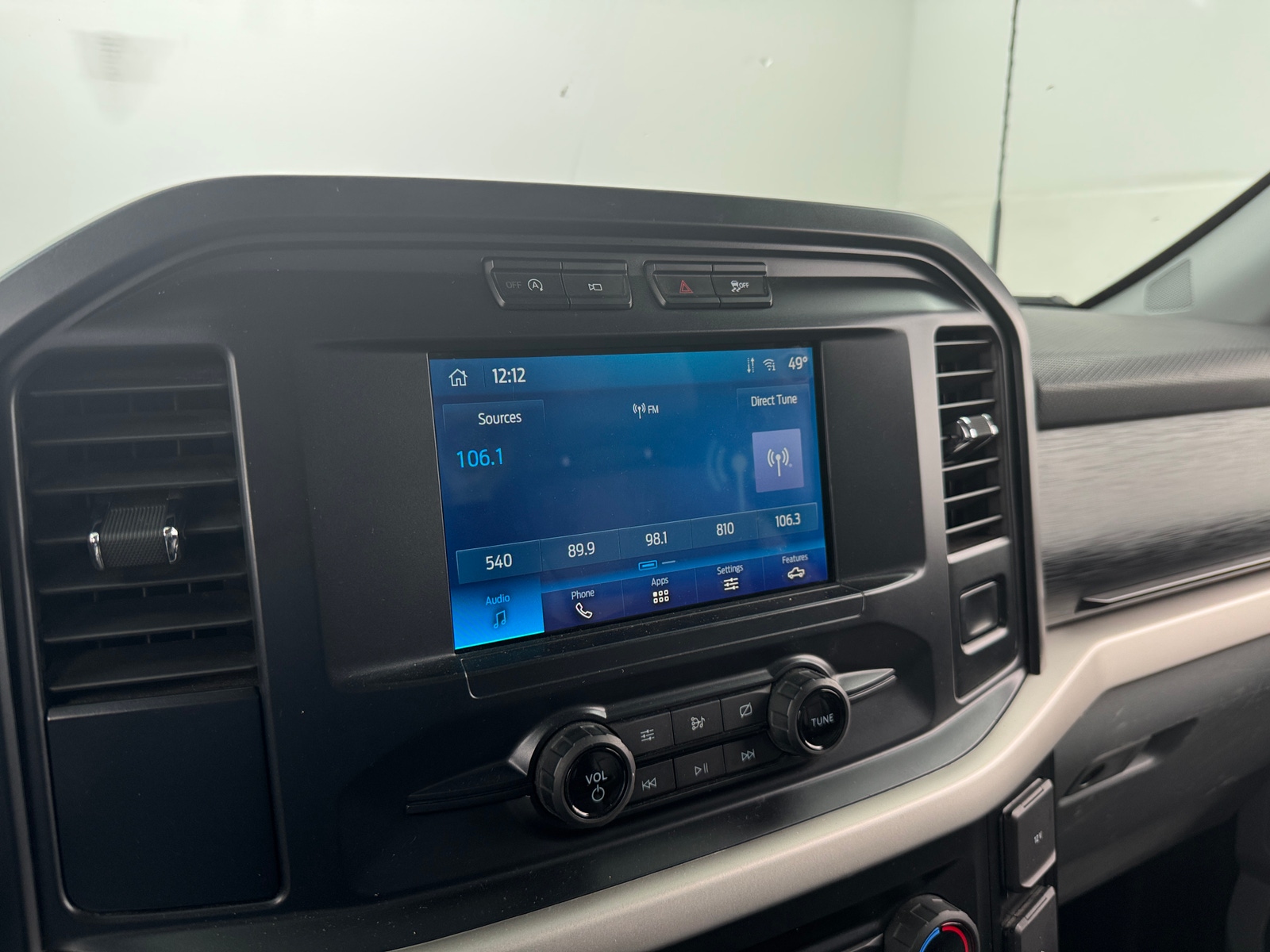 Thumbnail: 2021 Ford Econoline - 3