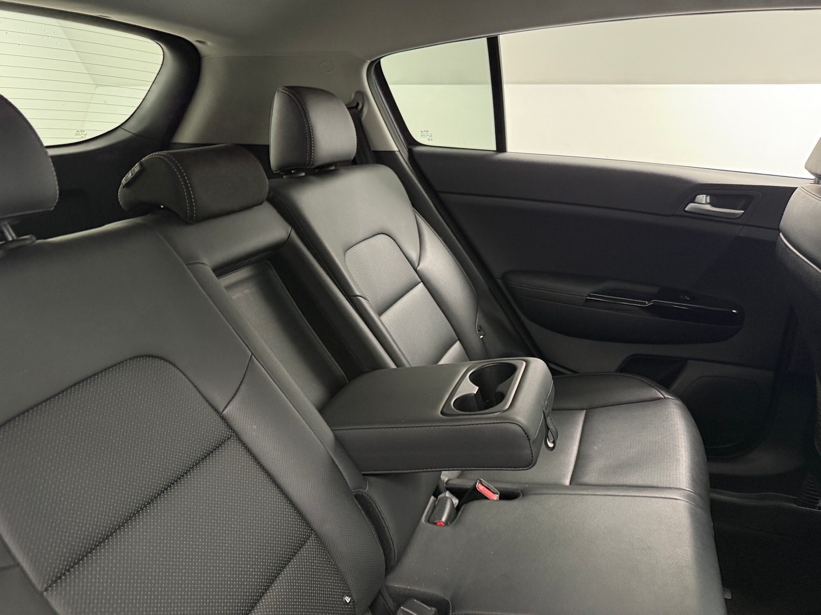 Thumbnail: 2020 Kia Sportage - 5