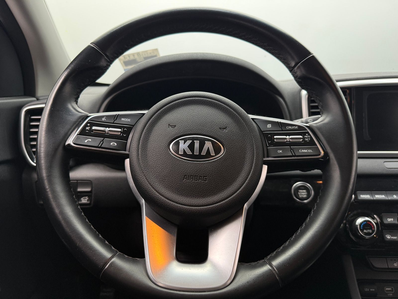 Thumbnail: 2020 Kia Sportage - 4