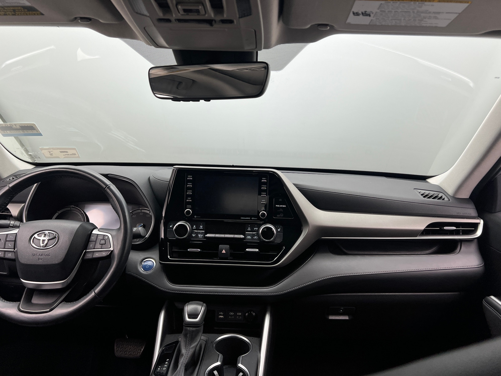 Thumbnail: 2022 Toyota Highlander - 3