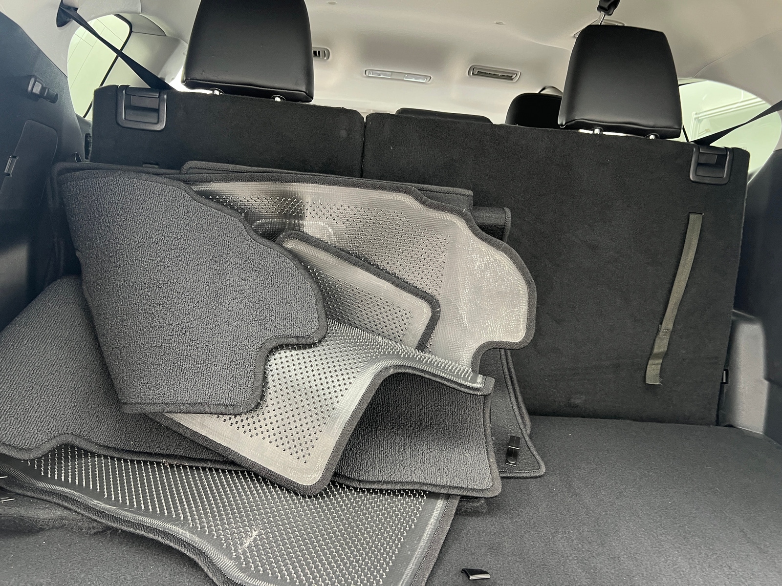 Thumbnail: 2022 Toyota Highlander - 7