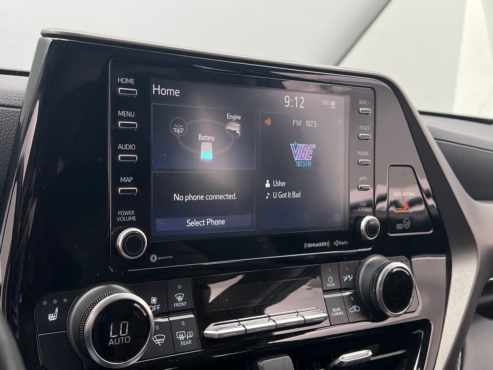 Thumbnail: 2022 Toyota Highlander - 4